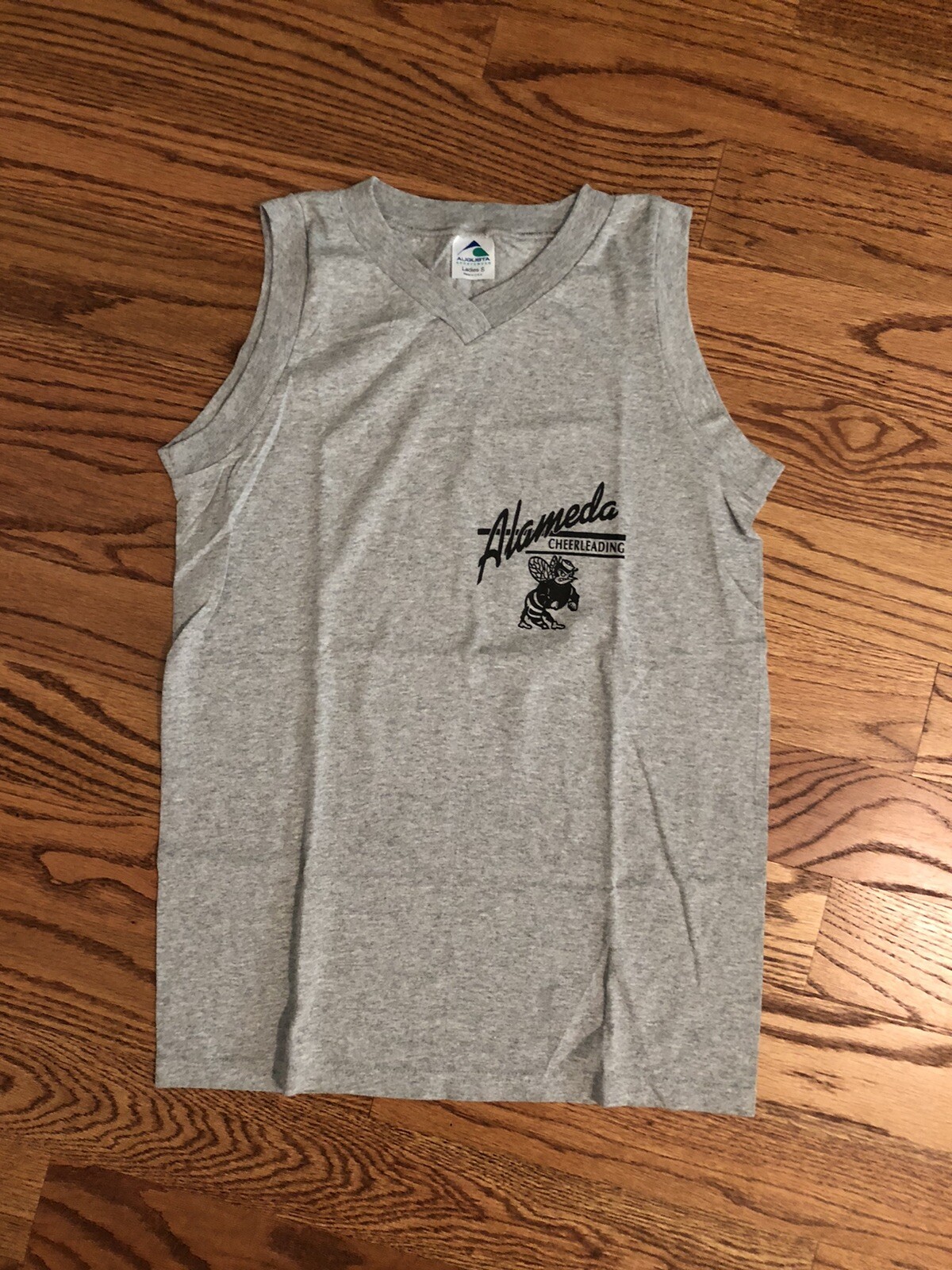 Picture 1 of 6