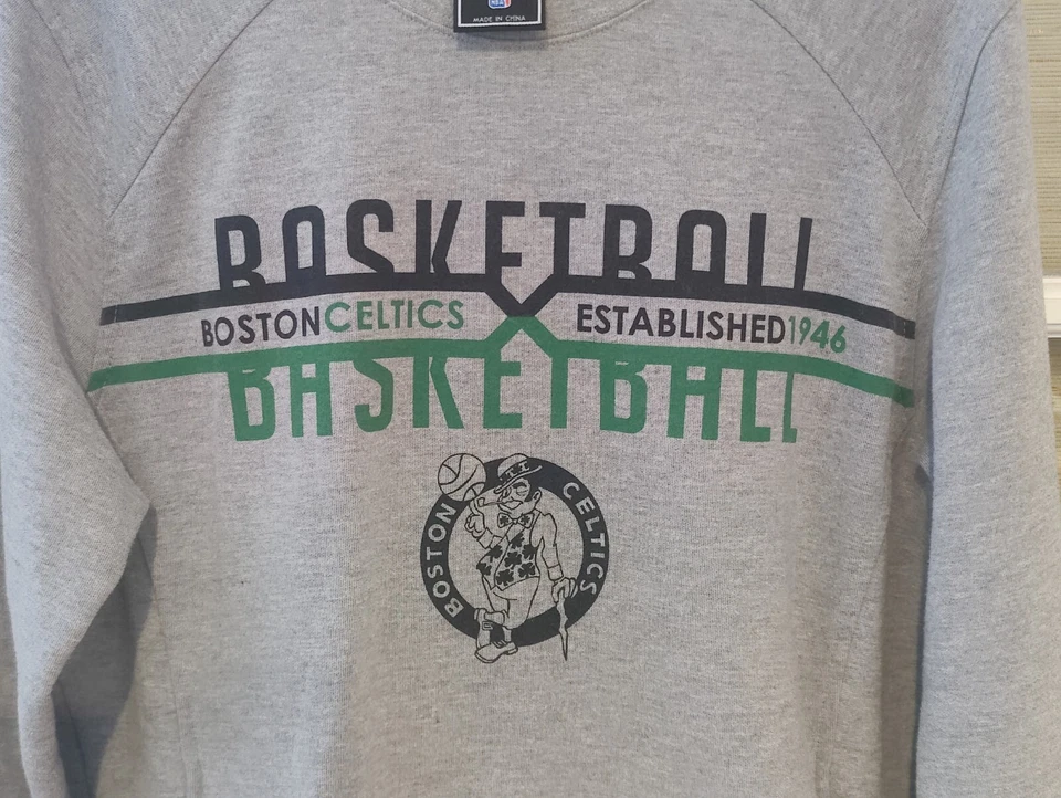 Pre-owned NBA UNK Boston Celtics Crewneck Sweatshirt w/Pockets -Gray -Size Small - Image 2 of 4