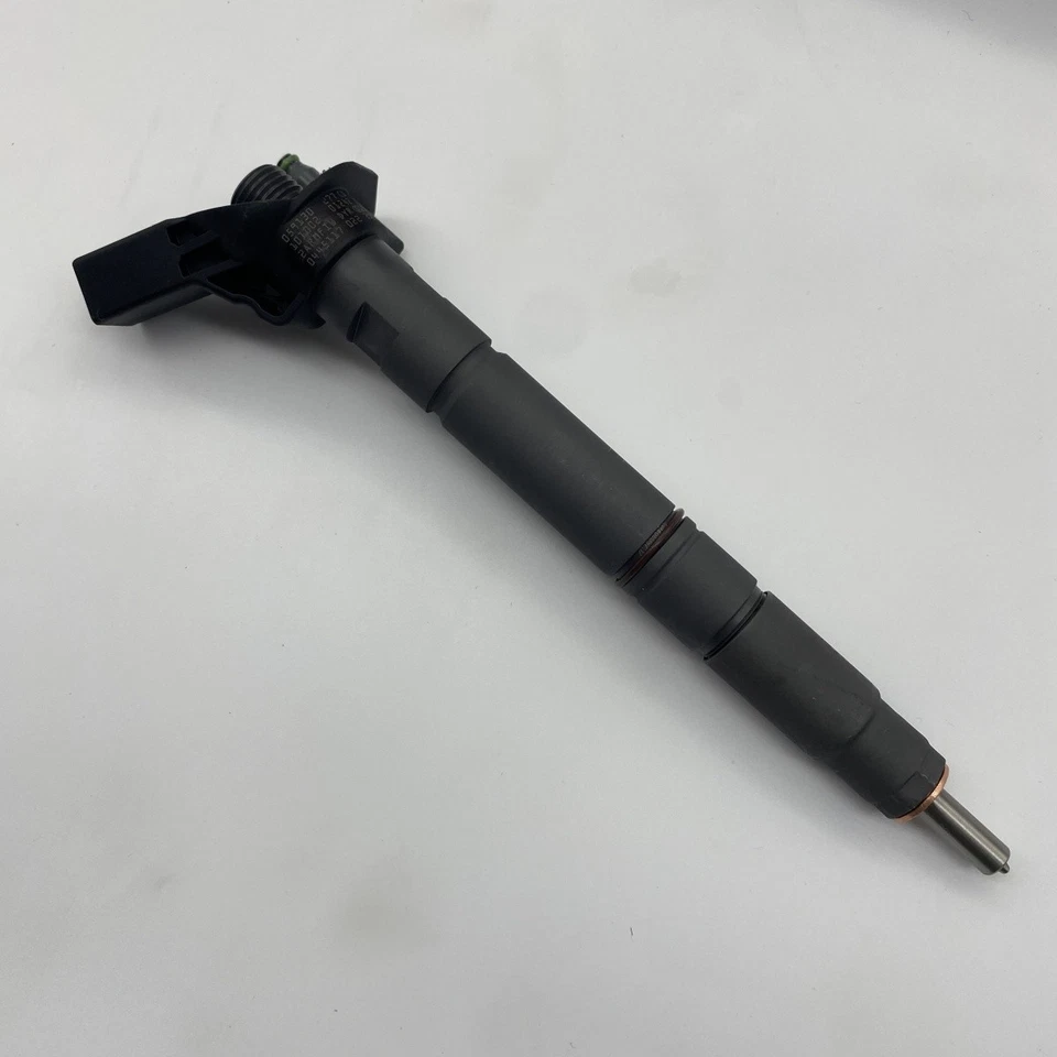 Fuel Injector 0445117022 For VW Audi A4 A5 A6 A7 A8 Q7 3.0 TDI Bosch 059130277CD - Image 2 of 4