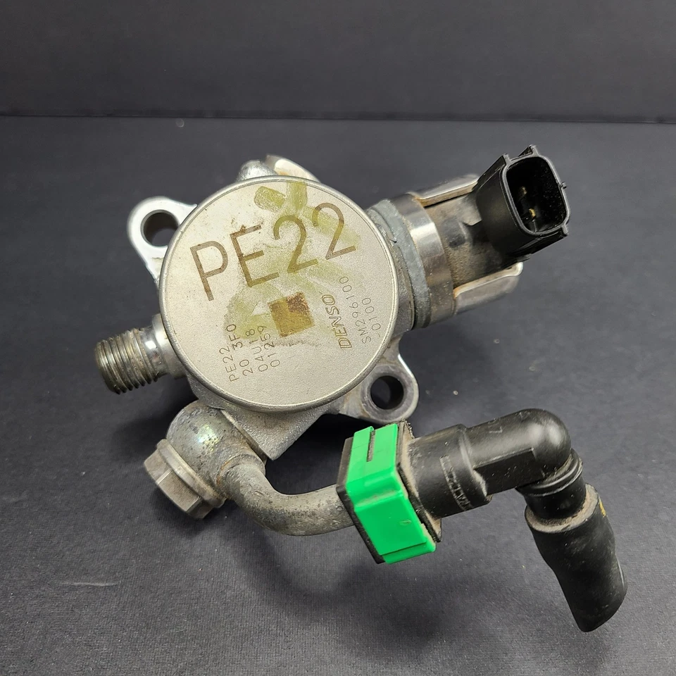 Bomba de combustible OEM Denso PE22-20-3F0 Mazda 3 2014-2018 CX-3 2,0 L alta presión - usada Foto 3 de 4