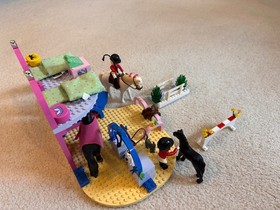 Vintage Lego Belville set 5880 - Prize Pony Stables; Complete w manual; NO BOX