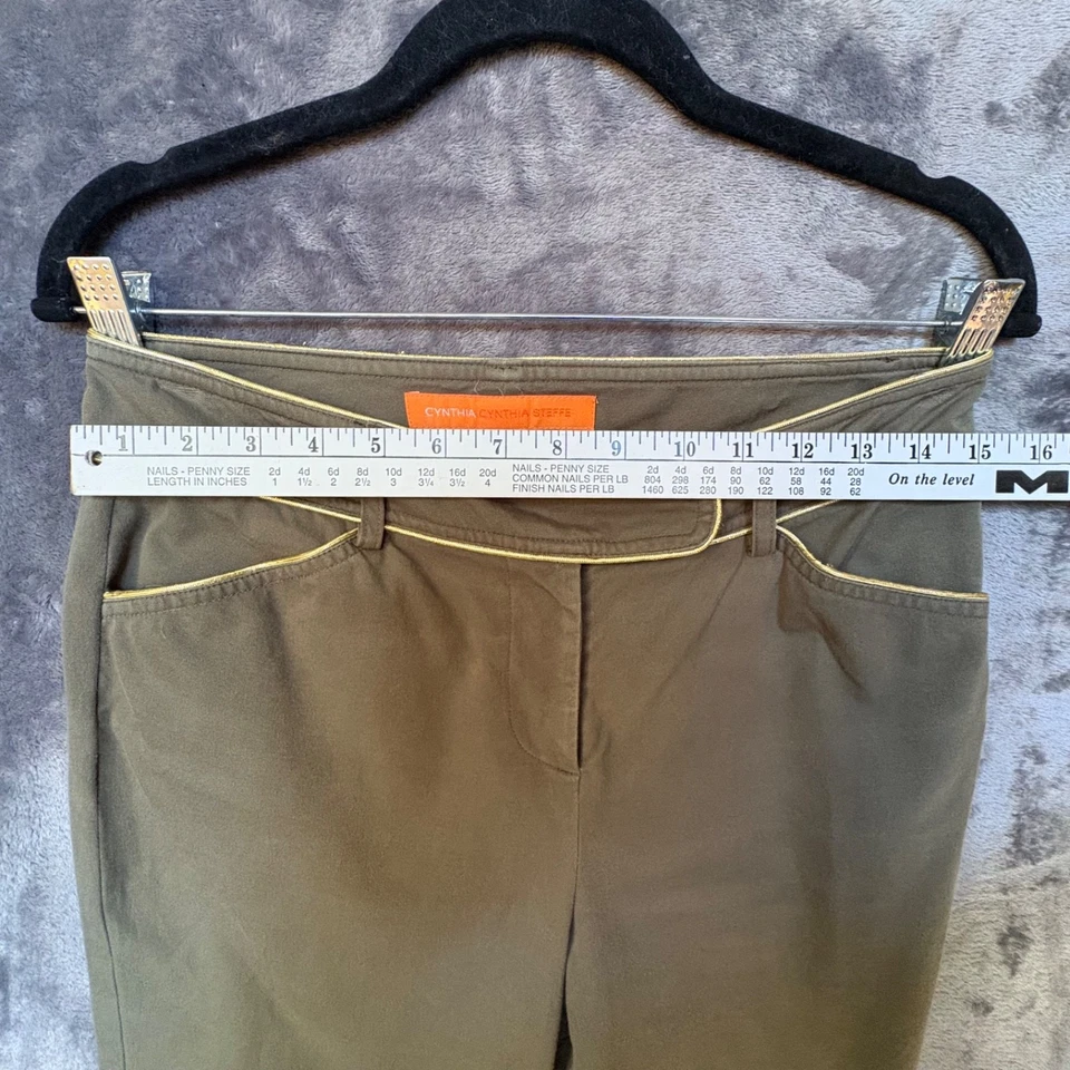 Длинные шорты Cynthia Steffe бермудские зеленые брюки размер 6 с вышитыми бисером блестками - Изображение 4 из 4