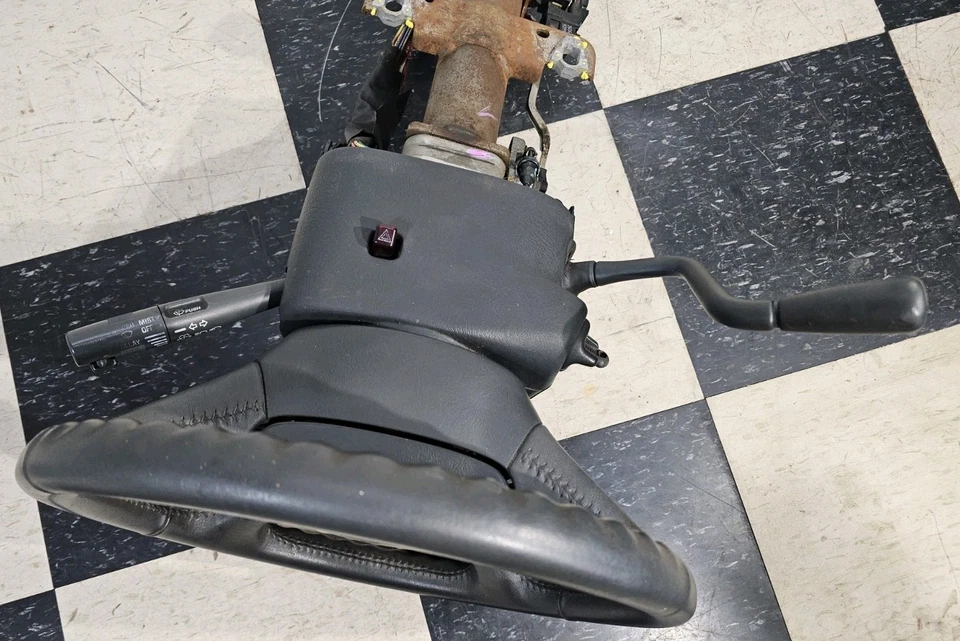 1995-1998 Chevy GMC C/K1500 Truck Suburban AUTOMATIC TRANS/Tilt Steering Column  — 第 2/4 张图片