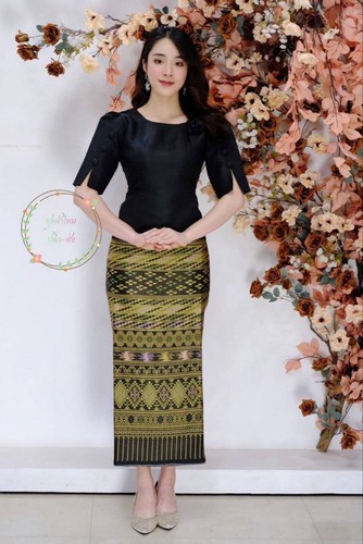 THAI TRADITIONAL BLOUSE SHIRTS LAOS SILK - AVAILABLE IN CHEST SIZE 32" - 46" - Picture 10 of 24