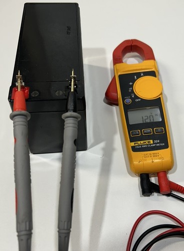 Fluke 324 AC/DC 600V True-RMS 400A AC Stromzange, Temperatur & Kapazität, Ohm - Bild 4 von 23