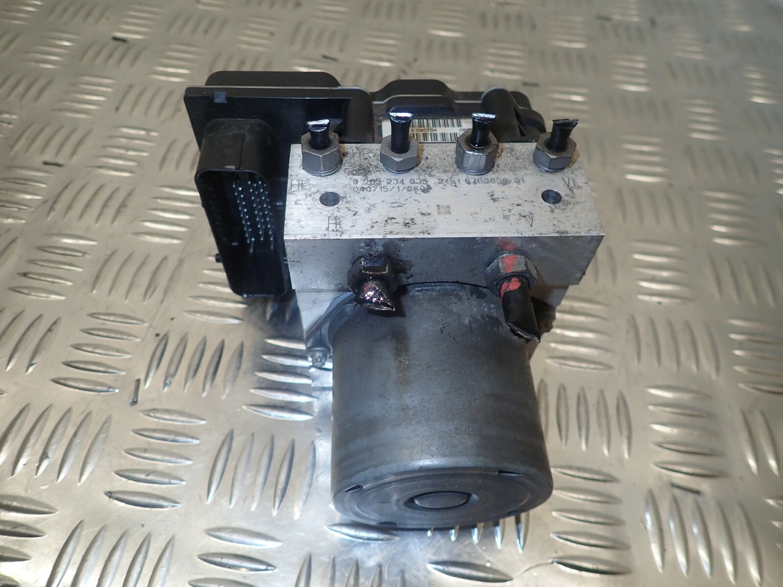 BMW X3 Series E83 ABS DXC Hydro BRAKING Unit Pump 3414388 3414389  