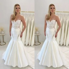 Sexy Mermaid Wedding Dresses V Neck Lace Applique Sweep Train Satin Bridal Gowns