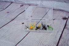5 PCS Fly Fishing Poppers Flies Lures Bluegill Bass Trout with plastic case