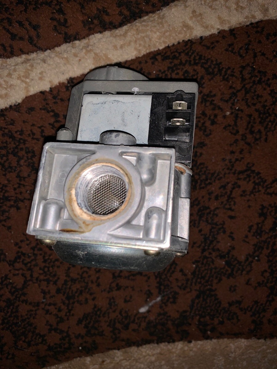 Honeywell VR8205S2262 Lennox 60M1601 Furnace Gas Valve | eBay 