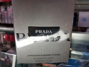 prada amber for him