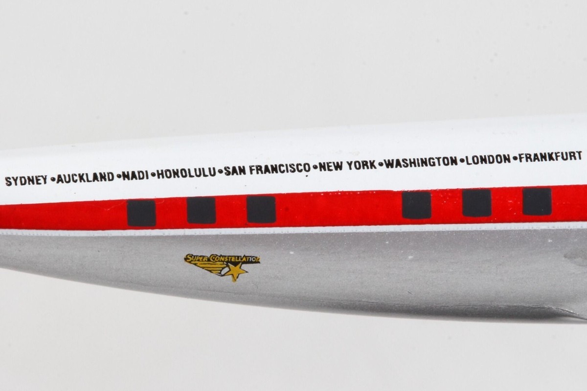 Lockheed L-1049 L1049 Super Constellation - Qantas 1/300