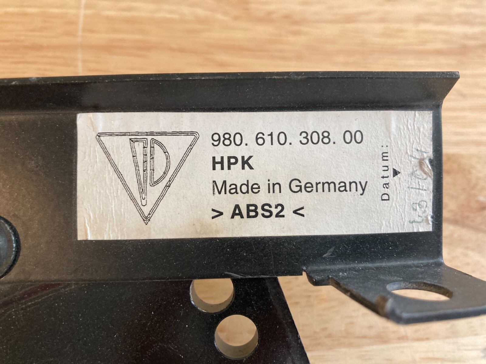 2005 Porsche Carrera GT Support Bracket