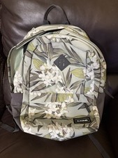DAKINE Essentials 22L Backpack EXCELLENT CONDITION Orchid Design Discontinued