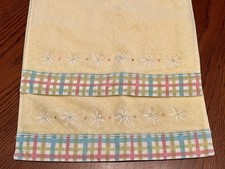 Vintage Badetuch Paar Frottee bestickt Blumen kariert Bordüre