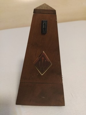 Wittner Metronom nussbraun Pyramide Holzgehäuse guter Zustand
