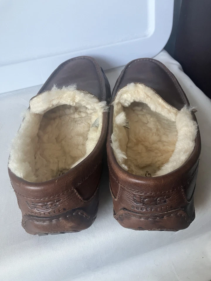 Ugg Ascot 5379 Dark Brown Leather Shearling Lined Slippers Mens Sz 13 EU 46 - Image 3 of 4