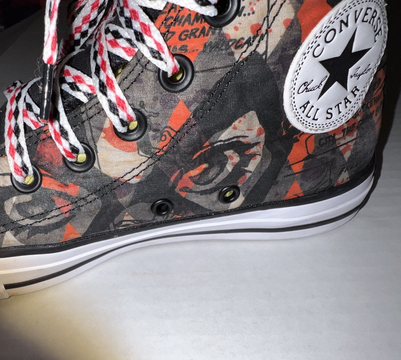 Converse Chuck Taylor AllStar Harley Quinn Graphic High Top Women Size 7 Men 5 thumbnail 5