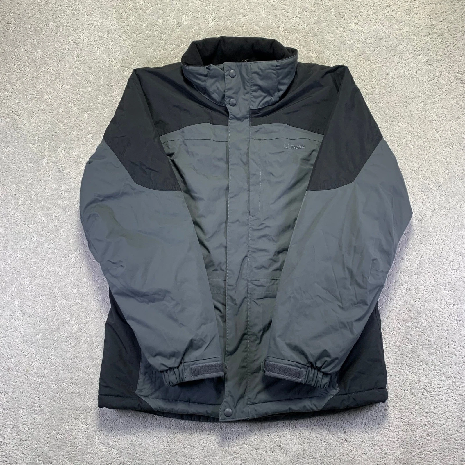 LL Bean Jacket Mens M Black Gray Ski Parka Primaloft Insulated OHM01 No Hood