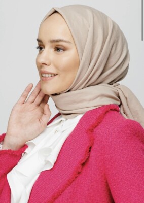 Beige Hijab Kopftuch Schal Jakar
