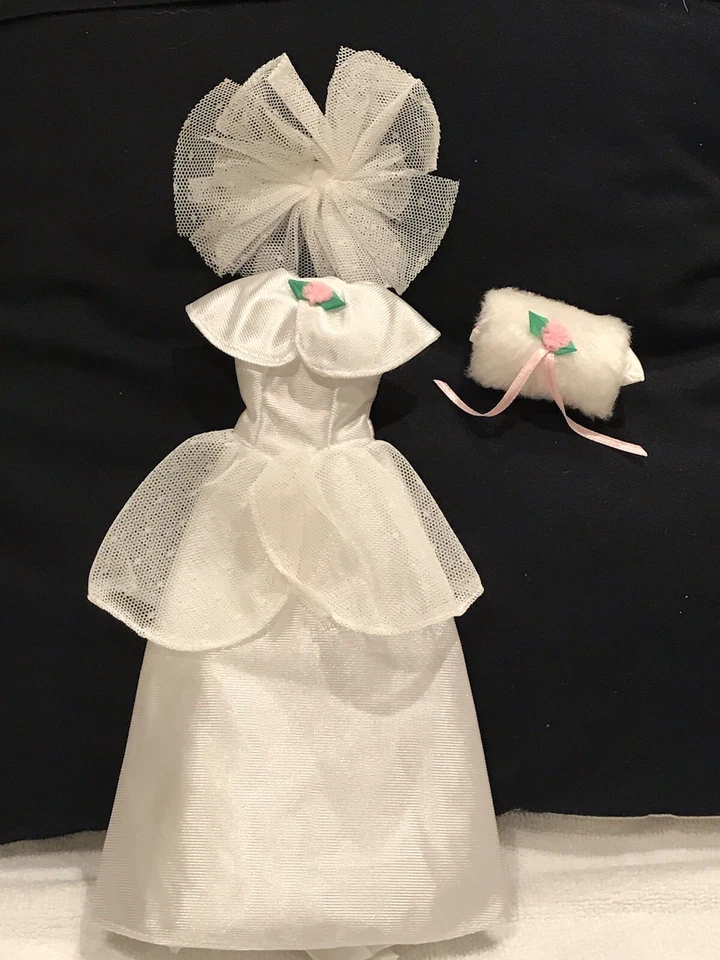 Barbie Vestido de Novia Rosa Ramos Novia Satén Vestido Velo # 779 Años 90 Bolso Sin Muñeca Foto 4 de 4