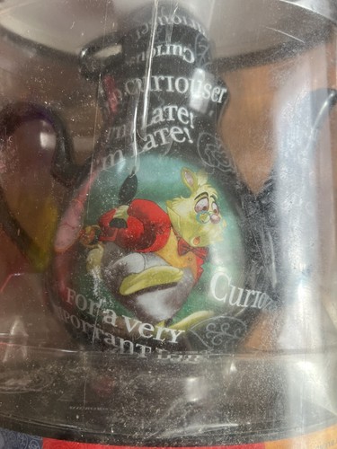 Disney Alice in Wonderland Tea Pot with Cup and Travel Cup Set Open Box - Picture 2 of 6