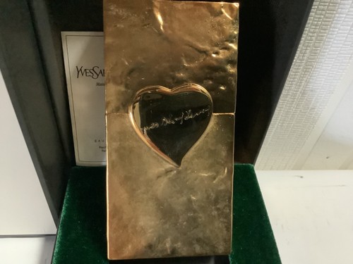 Eau de parfum maison de couture YVES Saint Laurent. Vaporisateur rechargeable. - Photo 3/12
