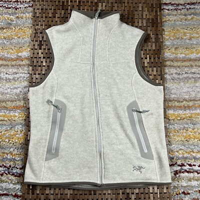 Arc'teryx Arcteryx Covert Vest Full Zip White Women's Size Arc'teryx Arcteryx Covert Vest Full Zip White Women's Size