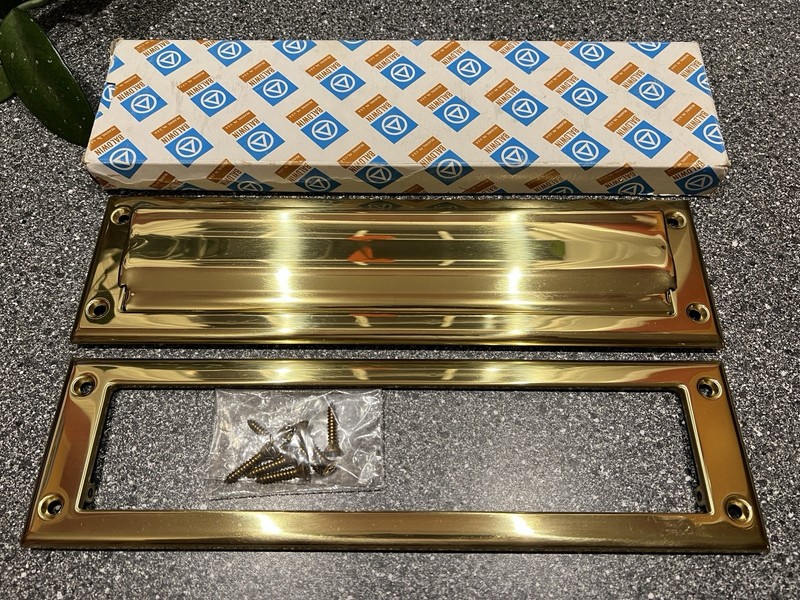 BALDWIN BRASS SOLID POLISHED BRASS LETTER BOX PLATE 0012-003 New Old Stock