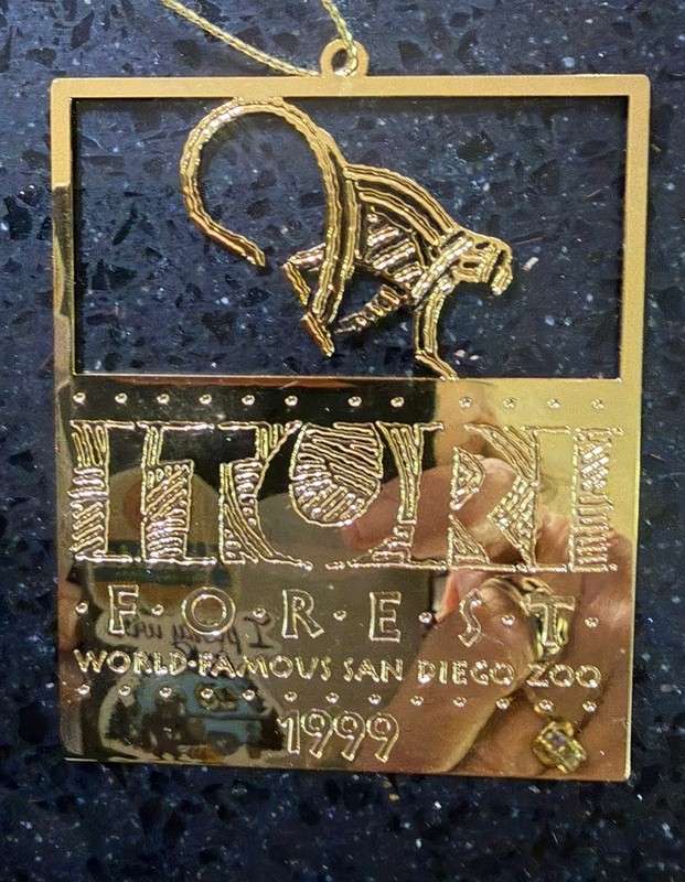 PRETTY SAN DIEGO ZOO ITURI FOREST 1999 metal goldtone ornament with monkey