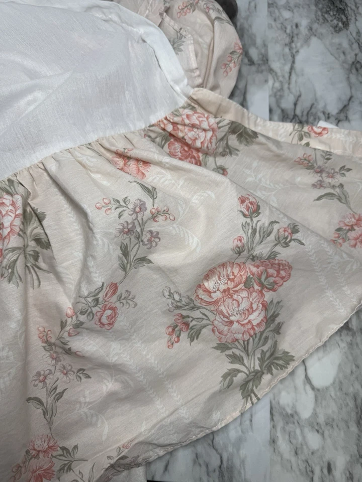 Vintage Laura Ashley Queen Dust Ruffle Floral Bed Skirt Cottage Core Romantic - Image 2 of 4