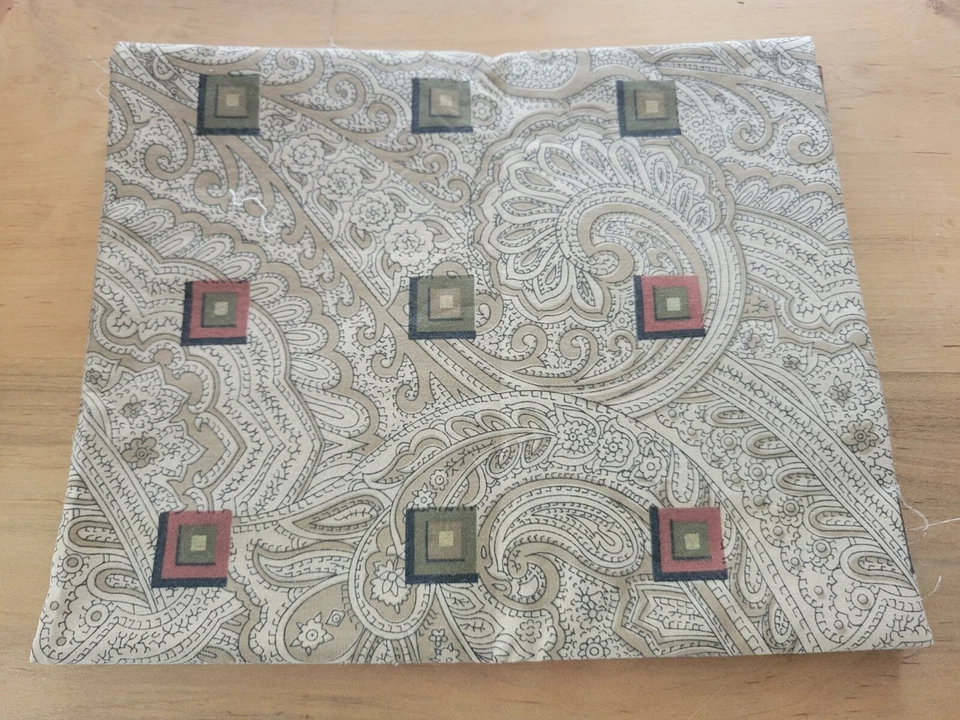 Винтажная коричневая хлопчатобумажная ткань с принтом пейсли и квадраты 1 шт. ширина 38 дюймов x ширина 22 дюйма - Изображение 3 из 4