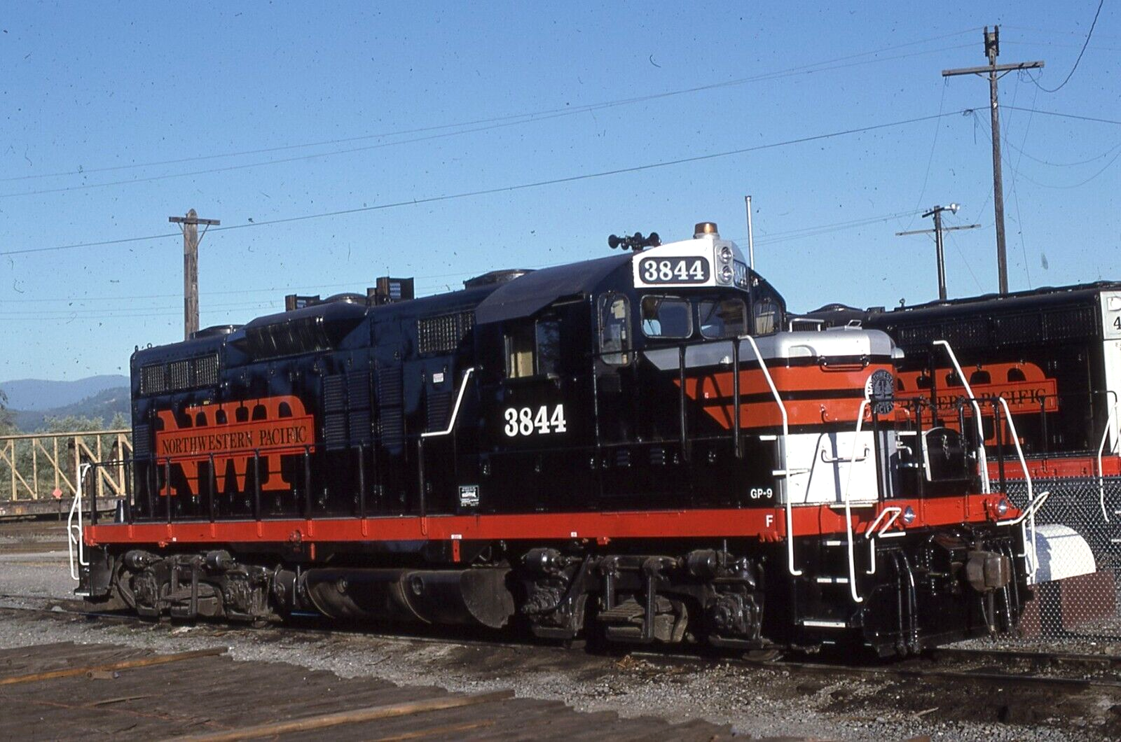 Northwestern Pacific GP9 3844 Willitts, CA 9/20/1996 eBay