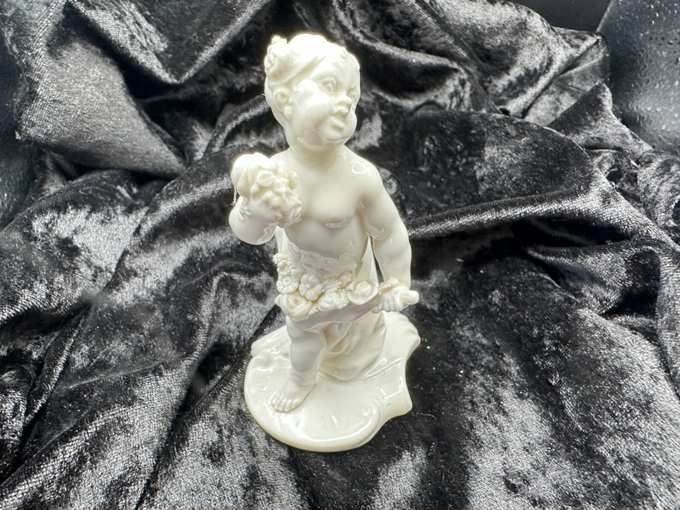 Figura de porcelana blanca Nymphenburg Bustelli primavera cuatro estaciones flora querubín Foto 2 de 4