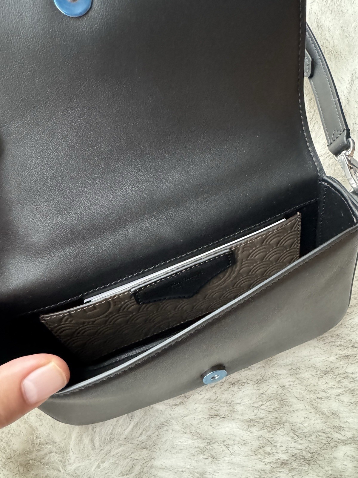 Montblanc Meisterstuck Selection Soft Mini Bag | Black | Medium image 5