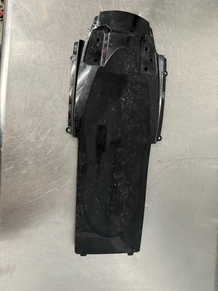 2007-2008 07 08 SUZUKI GSXR 1000 AFMKT CARENAGEM TRASEIRA UNDERTAIL FENDER PRETO - Imagem 4 de 4