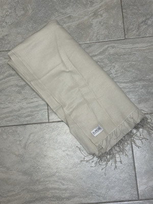 Vintage N. Peal London Cashmere Scarf Stole Camel Beige 36.5 x84  Cream Tassels