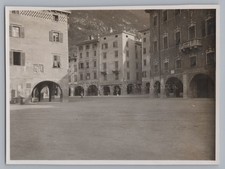 Riva del Garda Lago di Garda - Trattoria Piazza Città - Vecchia foto anni '20