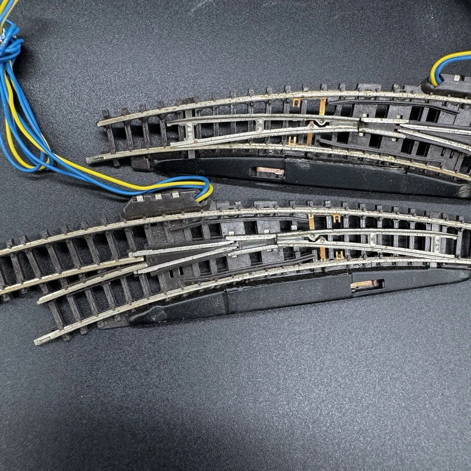 MARKLIN Z 8567 Electric Curve Turnout Right Train Track Lot of 2 Mini Club - Image 3 of 4