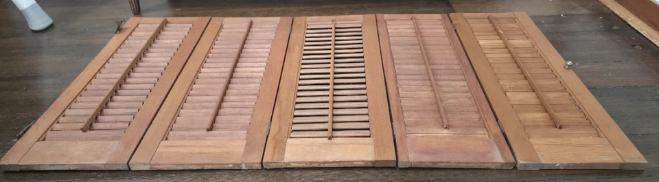 Persianas de madera de colección 5 paneles 10 x 26 pulgadas. Persianas de madera antiguas Foto 3 de 4