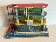 Ancien Jouet vintage   GARAGE  pour petites voitures  MARQUE NIL france