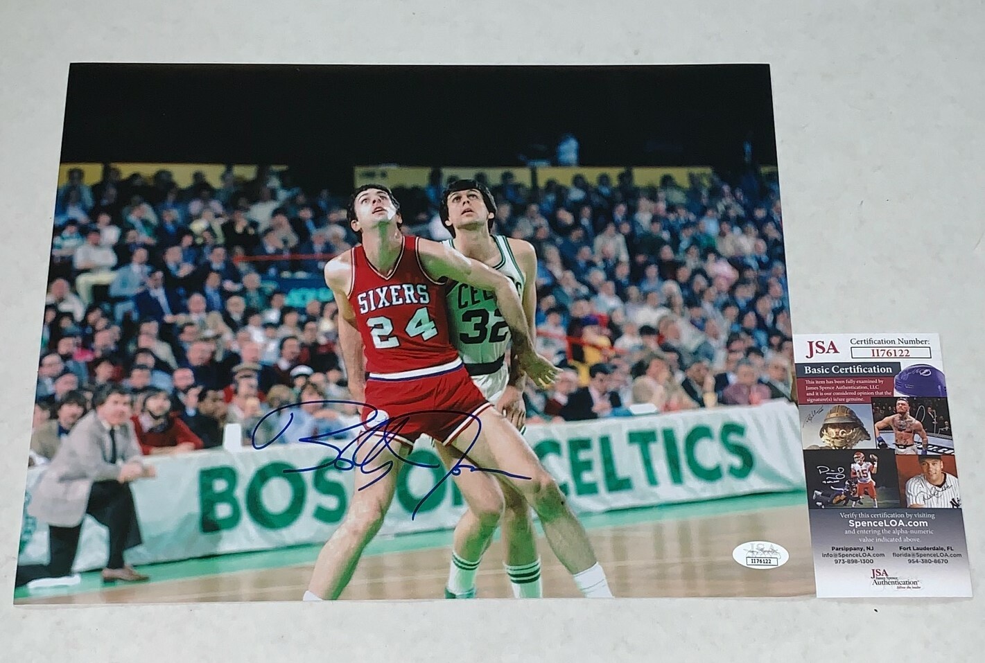 Bobby Jones Autographed Signed Philadelphia 76ers 11x14 photo HOF JSA 