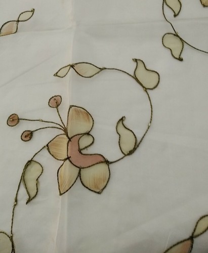 Gheratex tovaglia/copritavolo quadrata "ALIANA"in seta beige cm 105 - Foto 2 di 4