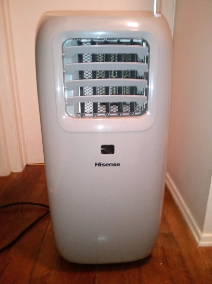 Aire acondicionado portátil ultra delgado Hisense AP1019CR1G 6500 BTU 206 CFM con control remoto Foto 3 de 4