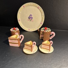 Vintage , Ranger International Corp, Poly resin Mimi Tea Set, Cake Shape , 1994