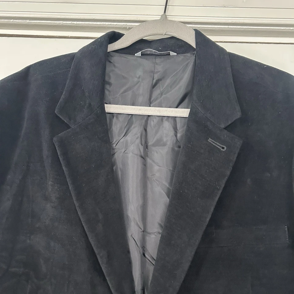 VTG Gap Black Velvet Blazer Men's Size XL Smoking Jacket 2 Button Formal Jacket - Image 2 of 4