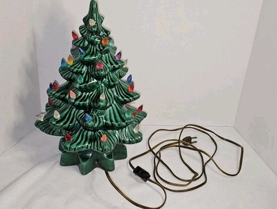Vintage 1973 Ceramic Light Up Christmas Tree Star base Unbranded As Is 