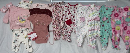 Lot Baby Girl Sz Newborn 11 Pieces Including Sleepers