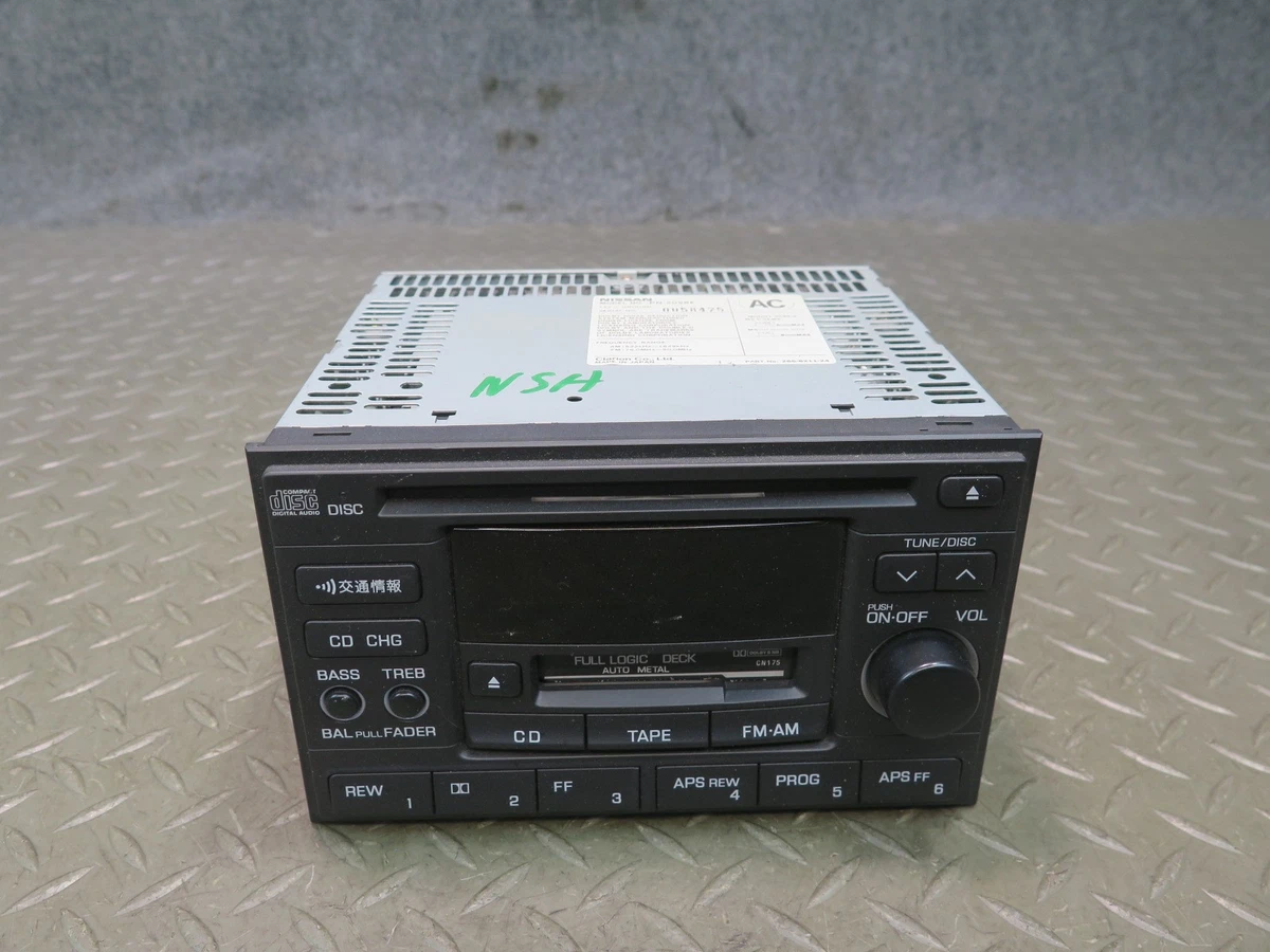 Autoradio Vintage Clarion PE-703C – AM/FM/8 Pistes – Pour Voiture Ancienne – Fonctionne