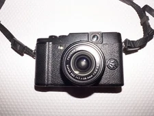 Fujifilm X10 12 MP EXR CMOS Digital Camera
