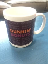 COLLECTIBLE DUNKIN' DONUTS 11 OZ. CERAMIC COFFEE MUG